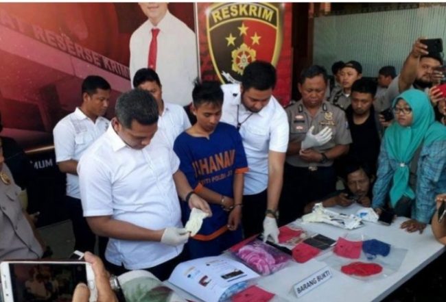 Polda Jatim Bongkar Praktek Layanan Threesome Suami Jual Istri 3 Screenshot 20190805 005918 1