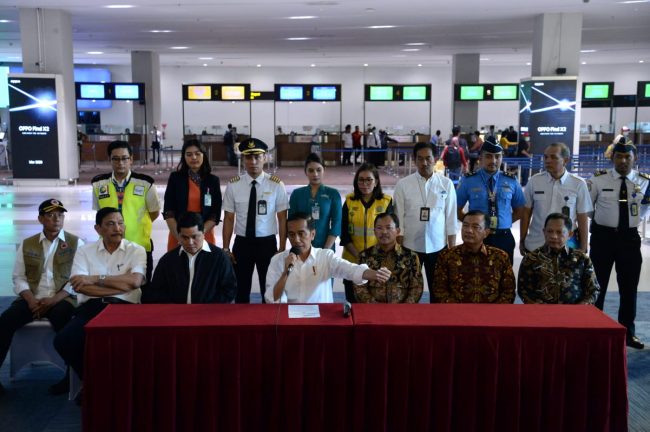 Presiden Tinjau Bandara Soekarno-Hatta Pastikan Pengecekan Kesehatan di Tempat Publik Berjalan Baik 2 IMG 20200313 WA0160