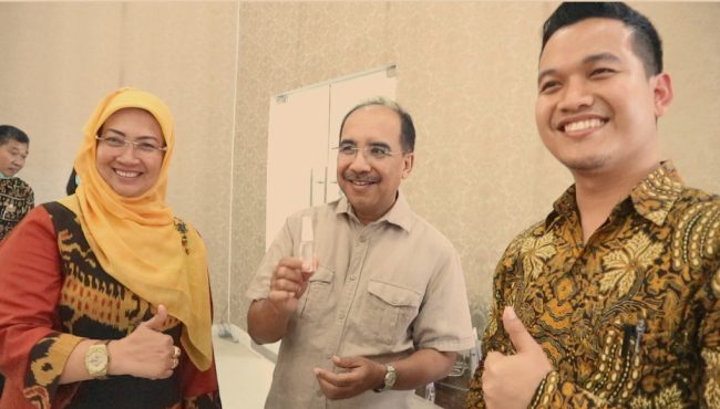 Pemkot Gandeng Kimia Farma Racik Hand Sanitizer dan Disinfektan 2 IMG 20200319 WA0145