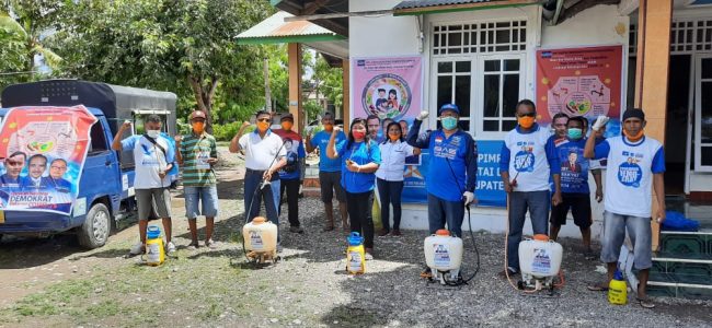 Cegah Covid-19, Demokrat Kabupaten Kupang Bagi Masker dan Semprot Disinfektan 9 IMG 20200329 WA0036