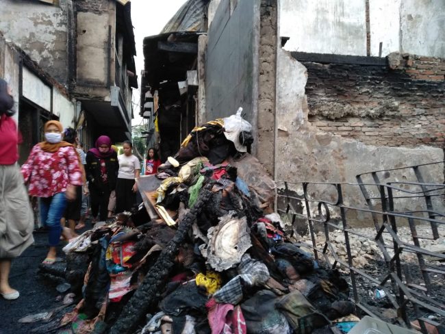 Kebakaran di Jl Pemuda I Rawamangun Jakarta Pusat Sisakan Banyak Arang 4 IMG 20200712 WA0088