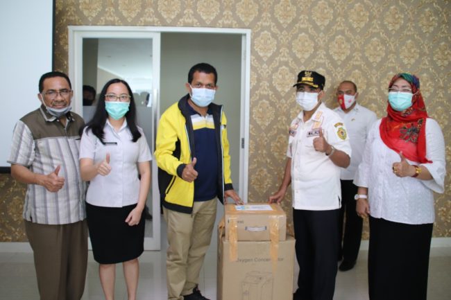 *Wali Kota Kupang Terima Bantuan Alat Medis Covid-19* 5 IMG 20200812 WA0282