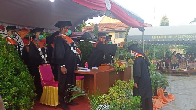 UNIPA Mewisuda 322 Sarjana dan Diploma Angkatan ke-12, Ini Pesan Rektor UNIPA 5 IMG 20201107 WA0232