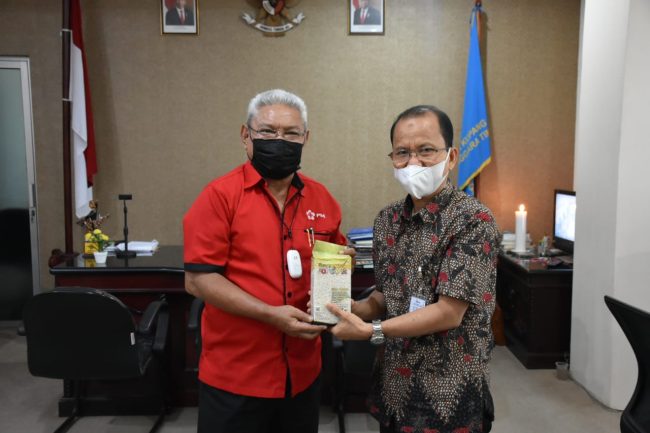 *Wawali Kota Kupang Sambut Baik Beras Fortivit Produksi Bulog* 3 IMG 20210924 WA0329