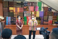 Pantau Pelaksanaan Program Pemprov di Daerah, Gubernur VBL Akan Kunjungi 5 Kabupaten Se-Daratan Timor 1 WhatsApp Image 2022 01 20 at 18.19.54