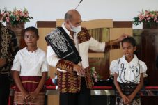 Soal Pengembangan SDM NTT, Gubernur VBL: GMIT Samaria Patut Menjadi Contoh 2 WhatsApp Image 2022 05 08 at 21.12.56 1