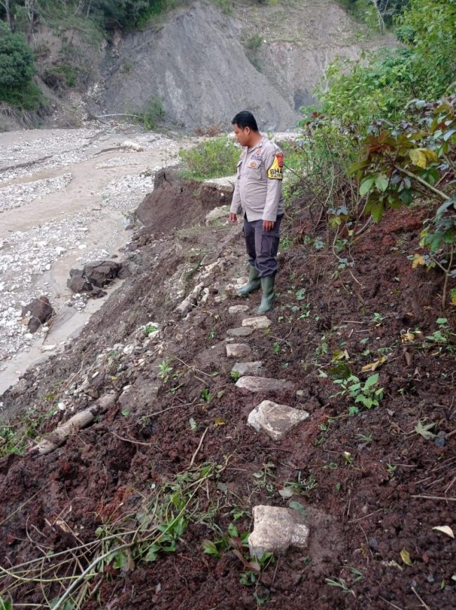 Longsor di TTS: 2 Desa Terisolir, Belum Ada Bantuan Tanggap Darurat 2 IMG 20230226 WA0377