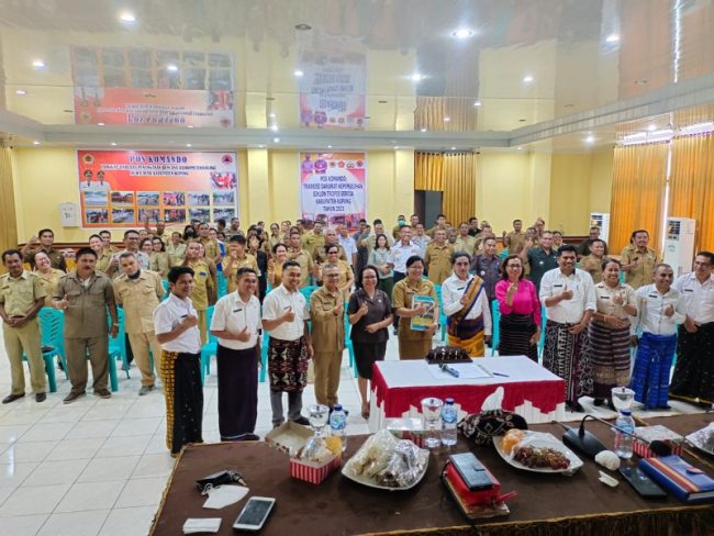 100 Pejabat Administrator dan Pengawas di Lingkup Pemkab Kupang Terima Hasil Uji Kompetensi Manajerial dan Sosial Kultur 2 WhatsApp Image 2023 02 08 at 11.35.43