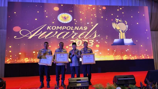 Membanggakan, Polda NTT Raih Piala dan Tiga Piagam dalam Ajang Kompolnas Awards 2023 9 IMG 20230622 WA0118