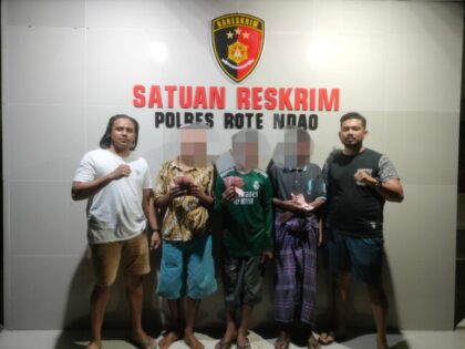 Buser Polres Rote Ndao Grebek Judi Remi di Desa Tasilo, 3 Pelaku Diamankan! 9 IMG 20240624 WA0085 e1719272029920