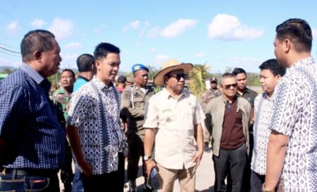 Penjabat Bupati Alexon Lumba Apresiasi PT. Charoen Pokphand: Tingkatkan PAD dan Berantas Stunting di Kupang 2 IMG 20240707 WA0019 e1720438145992