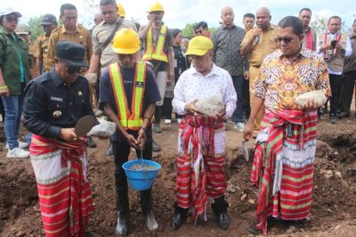 Melki Laka Lena: RS Pratama Amfoang, Titik Transformasi Kesehatan dan Ekonomi 2 IMG 20240730 WA0012 e1722321950480