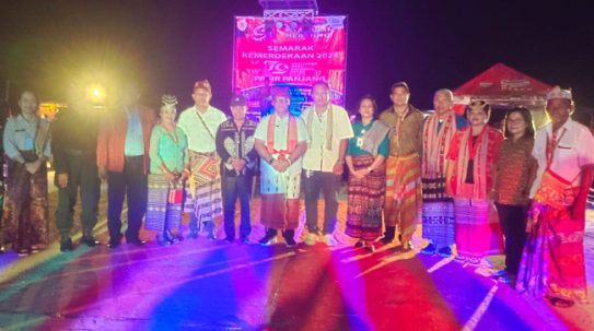 Lestarikan Warisan Budaya! Sekda Kupang Tegaskan Pentingnya Kebersamaan di Acara Puncak di Kelurahan Pasir Panjang 2 IMG 20240828 WA0043 e1724815863567
