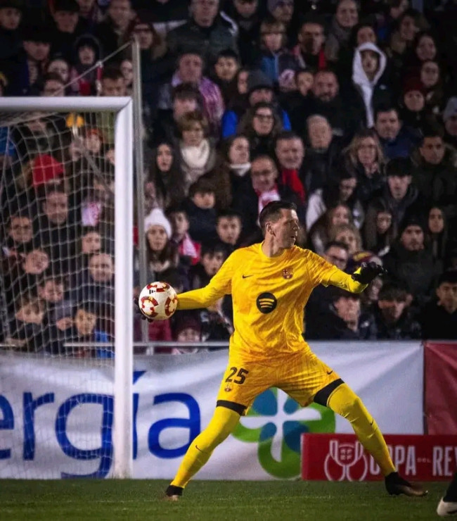 Satu Shots On Target Tak Cukup: Szczesny Butuh Ujian Lebih Berat! 10 FB IMG 17360857976900341