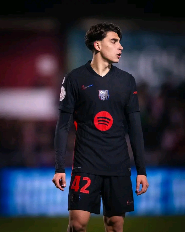 Toni Fernandez Cetak Sejarah! Pemain Termuda Kedua Barcelona Debut di Copa del Rey 8 FB IMG 17361293186901736