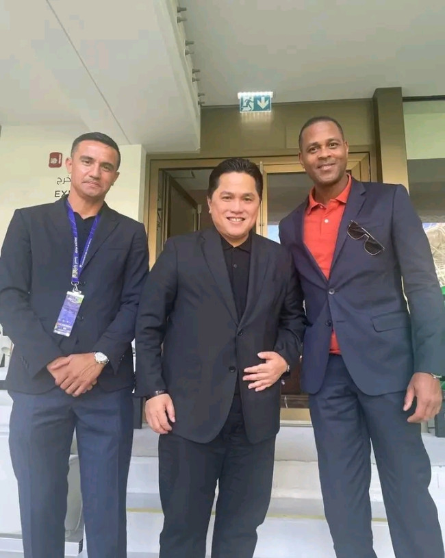 Resmi! Patrick Kluivert Teken Kontrak Dua Tahun Bersama Timnas Indonesia 10 FB IMG 17362136079193769