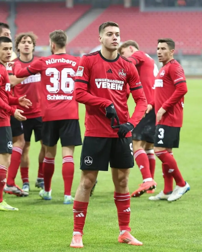 8 Gol Musim Ini! Liverpool Pantau Penyerang Potensial Bundesliga 2 6 FB IMG 17369045539850122