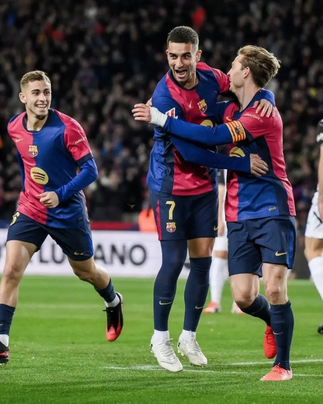 Hansi Flick Terbukti Jenius: Torres Jadi Senjata Mematikan Barcelona! 5 FB IMG 17379743979328430