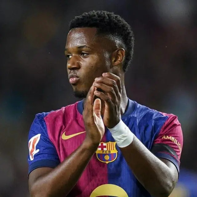 BREAKING! Ajax Kejutkan Bursa Transfer: Ingin Pinjam Ansu Fati di Detik-Detik Terakhir! 2 FB IMG 17383055703356885