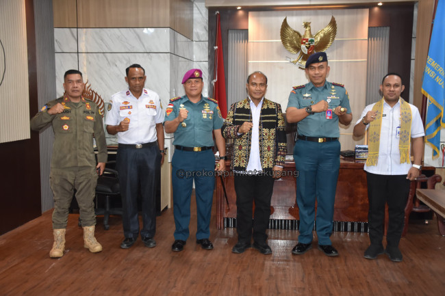 Danlanudal Kupang Dukung Program Makan Bergizi dan Kebersihan Kota Kupang 4 IMG 20250110 WA0047