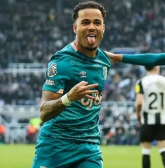 Bournemouth Menggila, Kluivert Borong Hattrick dan Assist di Kandang Newcastle 8 IMG 20250119 074618