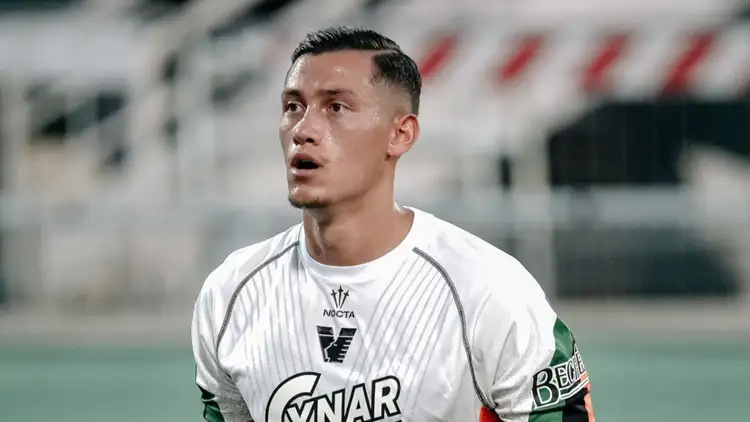 Jay Idzes: Pilar Baru Pertahanan Venezia FC, Pengganti Ideal Svoboda 7 Jay Idzes.jpg
