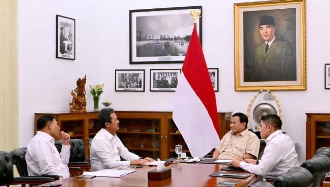 Pagar Laut Ilegal di Tangerang, Presiden Prabowo: Selidiki Secara Hukum dan Amankan Hak Negara 7 Screenshot 155