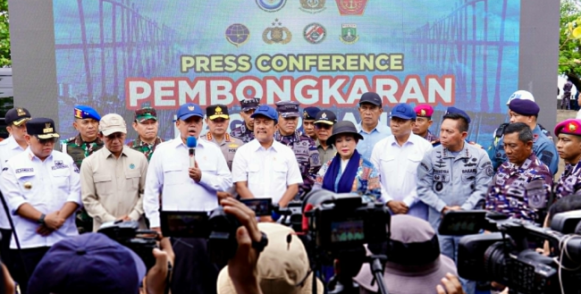 Sertipikat di Bawah Laut! ATR/BPN Investigasi dan Siap Cabut Hak Guna Bangunan di Desa Kohod 2 Screenshot 160