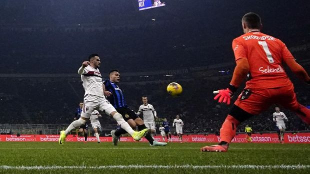 Inter Milan Gagal Panen! Unggul Duluan, Nerazzurri Dipaksa Puas Berbagi Poin 1 inter milan vs bolgona 169