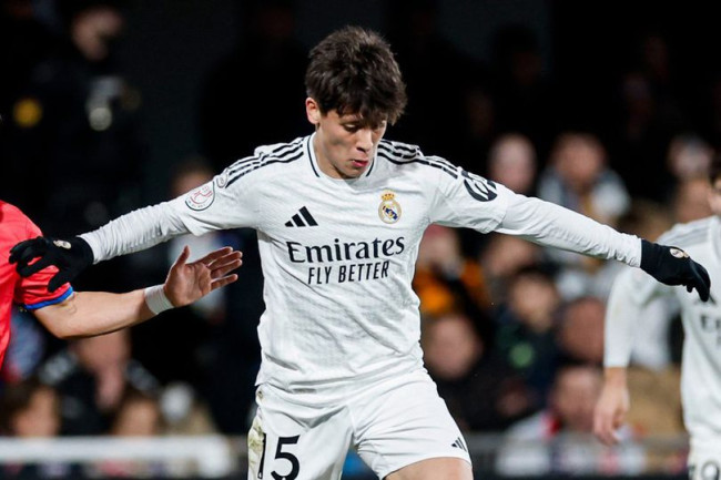 AC Milan Bergerak Cepat! Masa Depan Arda Güler Kembali Jadi Sorotan 8 library upload 21 2025 01 996x664 arda guler real madr 4634c21 1