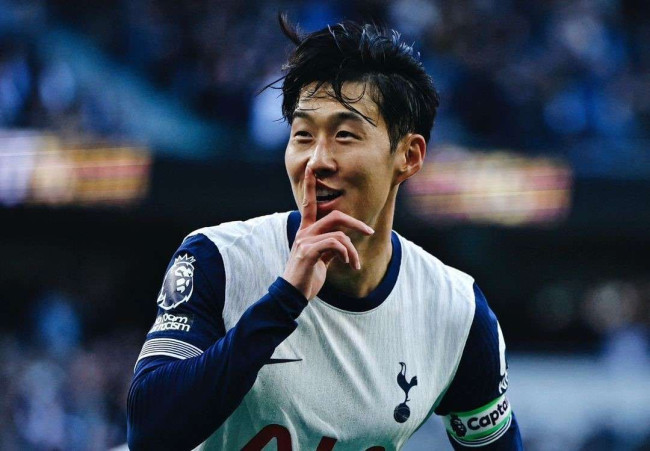 Setia Tanpa Trofi! Son Heung-min Tetap Bersama Tottenham Hingga 2026 4 y8qd59zmwo04k6s