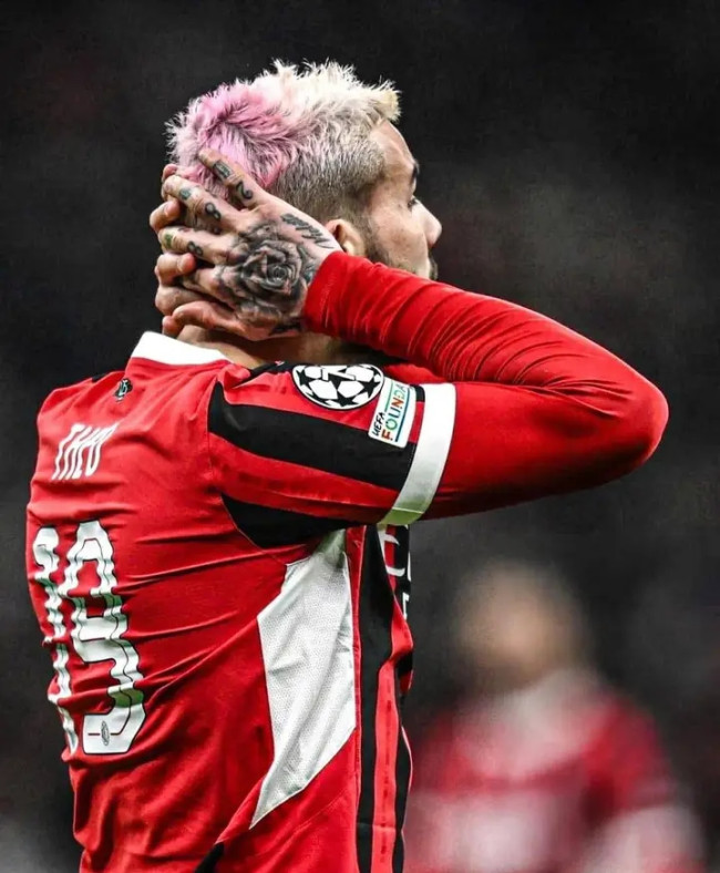 Manajemen AC Milan Geram, Theo Hernandez Terancam Denda dan Dijual di Musim Panas 2 1739944188197