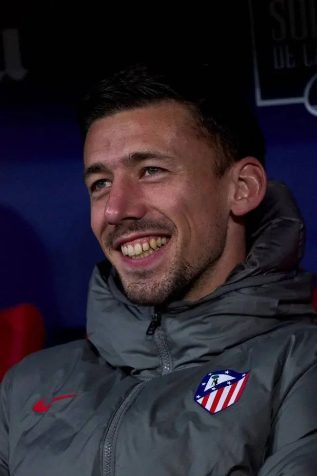 Atletico Madrid Berupaya Pertahankan Lenglet, Simeone Desak Manajemen 10 1740096755894