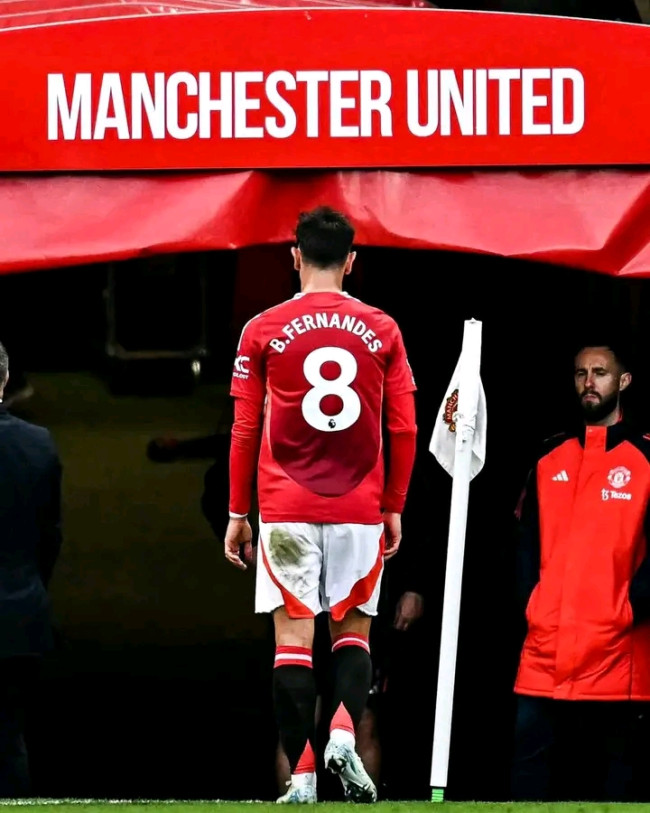Bruno Fernandes: Konsistensi dan Kepemimpinan di Manchester United 8 1740353854409