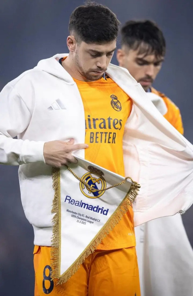 Federico Valverde Menikmati Kebebasan Bermain sebagai Bek Sayap di Real Madrid 2 1740370190292