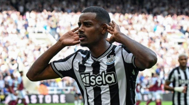 Barcelona Prioritaskan Alexander Isak sebagai Target Utama di Bursa Transfer Musim Panas 3 Alexander Isak target transfer Liverpool 768x427 1