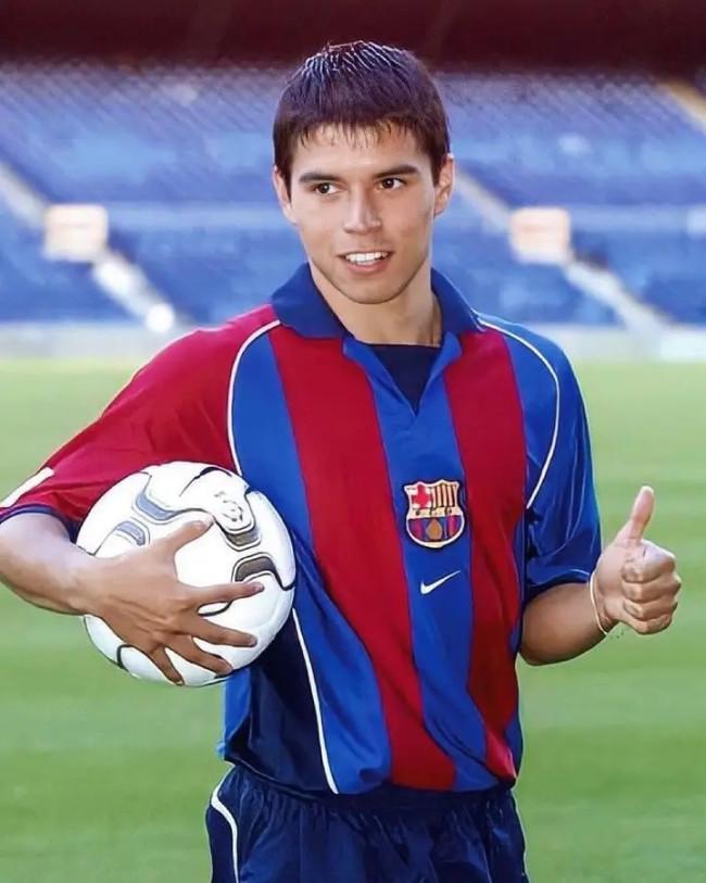 Javier Saviola: Si Kelinci Gesit yang Nyaris Jadi Legenda! 7 FB IMG 17388445174058584