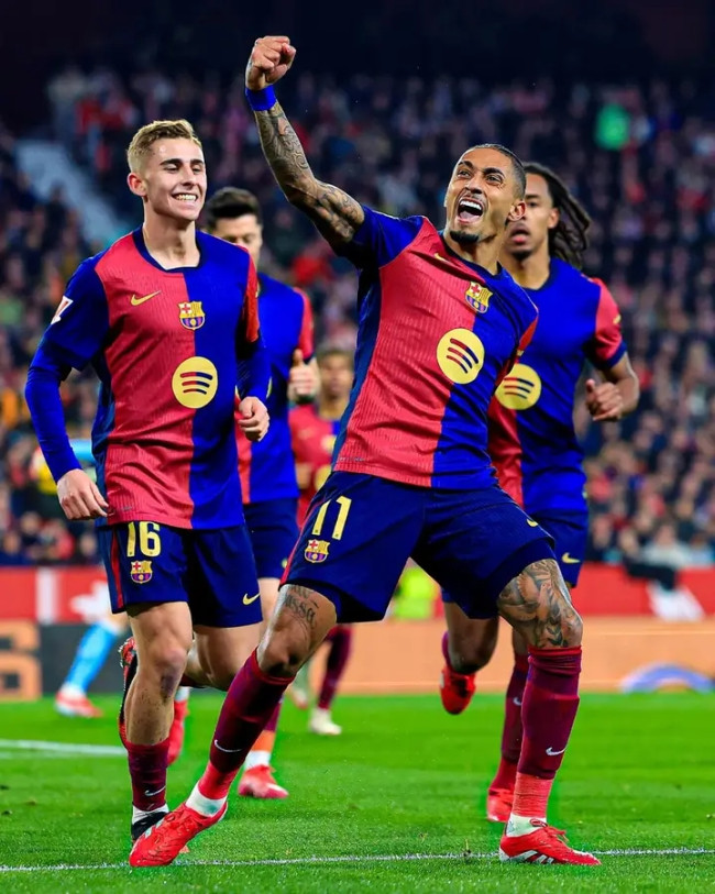 Hansi Flick Beri Pemain Barcelona Libur Tiga Hari Usai Kemenangan Telak atas Sevilla 3 FB IMG 17391411312981414