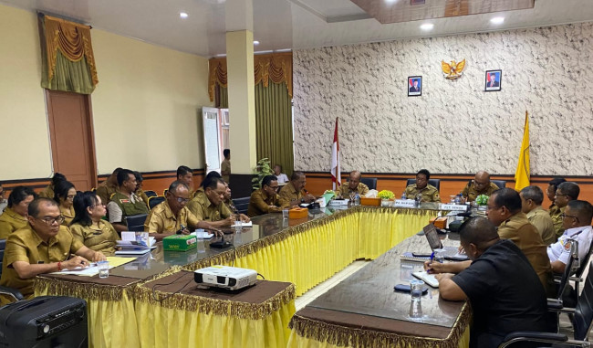 Penjabat Bupati Kupang Pimpin Rapat Upaya Lanjutan Penanggulangan Bencana di Kabupaten Kupang 4 IMG 20250204 WA0000
