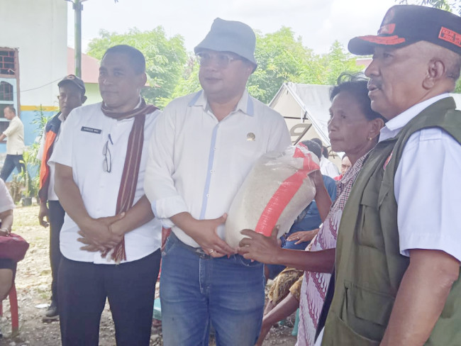 Tiga Nyawa Melayang! Wakil Ketua Komisi V DPRD NTT Dorong Pembangunan Bronjong di Fatuleu Barat 1 IMG 20250206 142800