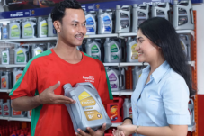 waspada-ada-oli-palsu-ini-cara-membedakan-oli-asli-dan-palsu