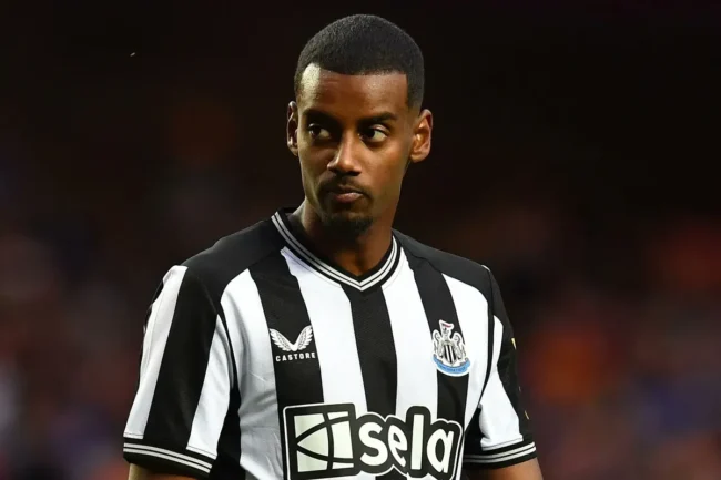 Liverpool Ragu Rekrut Alexander Isak: Harga Tinggi dan Riwayat Cedera Jadi Pertimbangan 10 1000157426