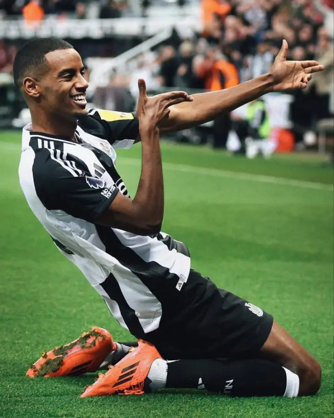 Alexander Isak Abaikan Arsenal, Ingin Bergabung dengan Klub dengan Sejarah di Eropa 5 1741068609145