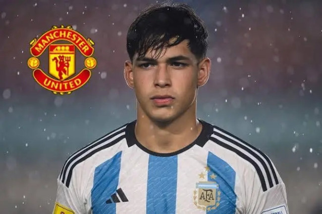 Manchester United Negosiasi dengan Rosario Central untuk Rekrut Juan Giménez 6 1741264796139
