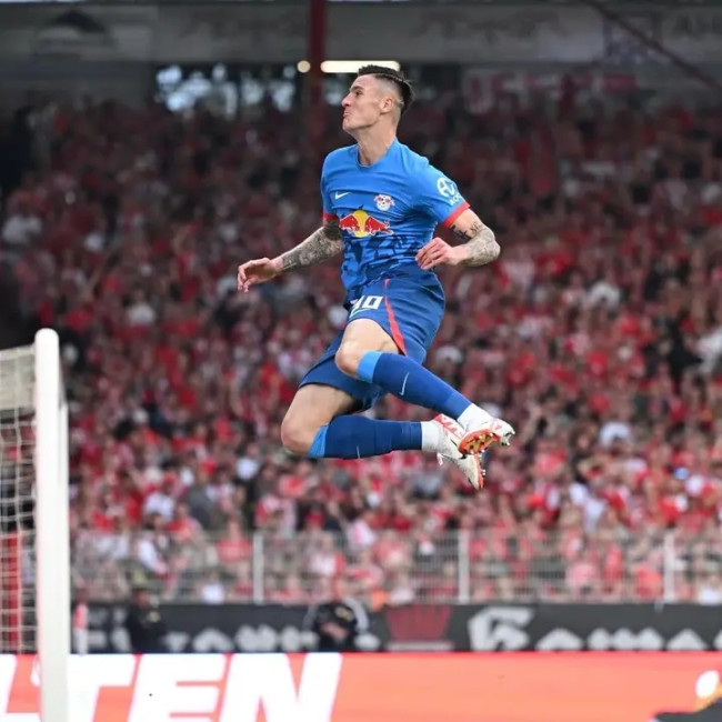 Arsenal Optimistis Bisa Rekrut Benjamin Sesko di Musim Panas 2025 3 1741337351267
