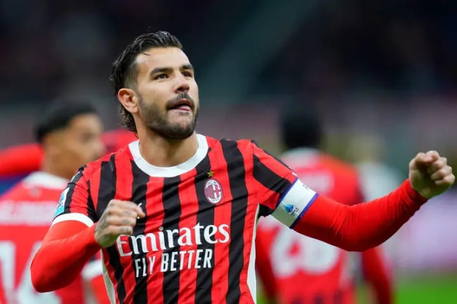 Théo Hernández Ingin Perpanjang Kontrak di AC Milan, Tolak Tawaran dari Premier League dan Como 10 1741389764450