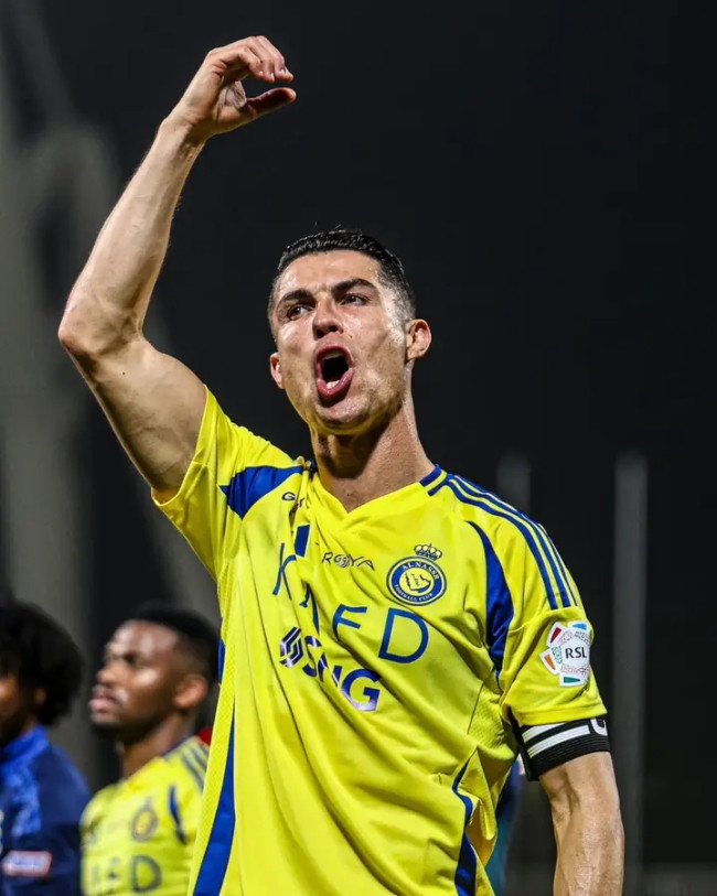 RESMI: Cristiano Ronaldo Kini Telah Mencetak Jumlah Gol yang Sama Sebelum dan Setelah Usia 30 Tahun 10 1741416871905
