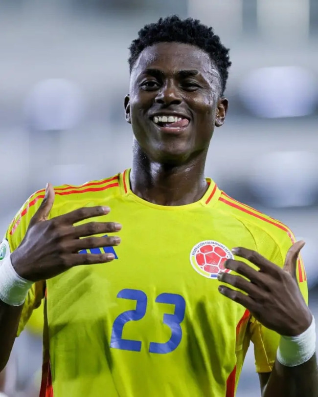 Barcelona Pertimbangkan Rekrut Néiser Villarreal, Top Skor Copa América U20 3 1741578637691