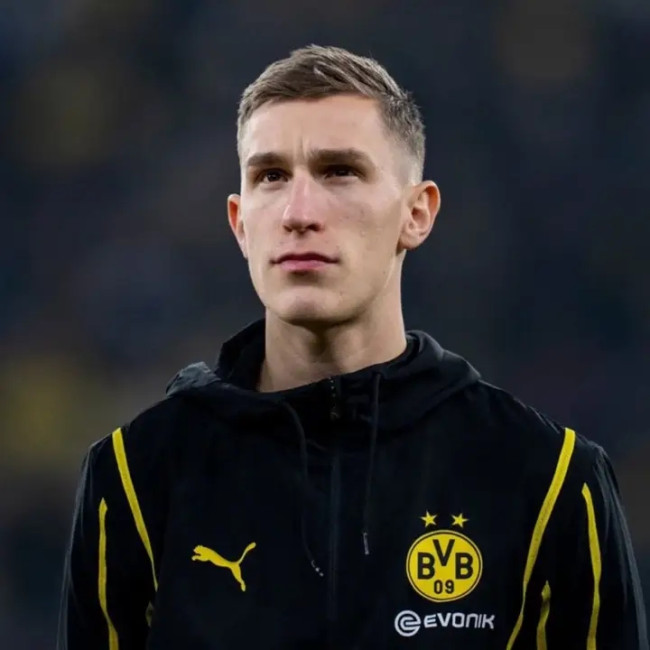 Liverpool Incar Nico Schlotterbeck sebagai Suksesor Virgil van Dijk, Siap Tawar €50 Juta 5 1741709391958