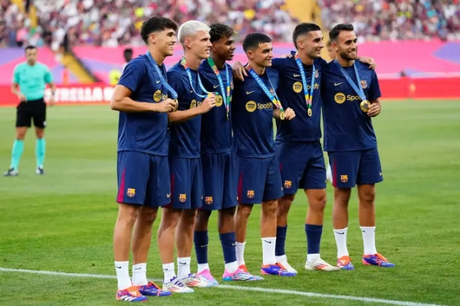 Daftar Pemain Barcelona yang Berpotensi Dipanggil Luis de la Fuente untuk Timnas Spanyol 4 1741947482525